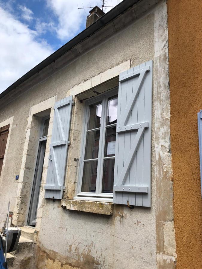 Taboo Treigny Villa Eksteriør billede