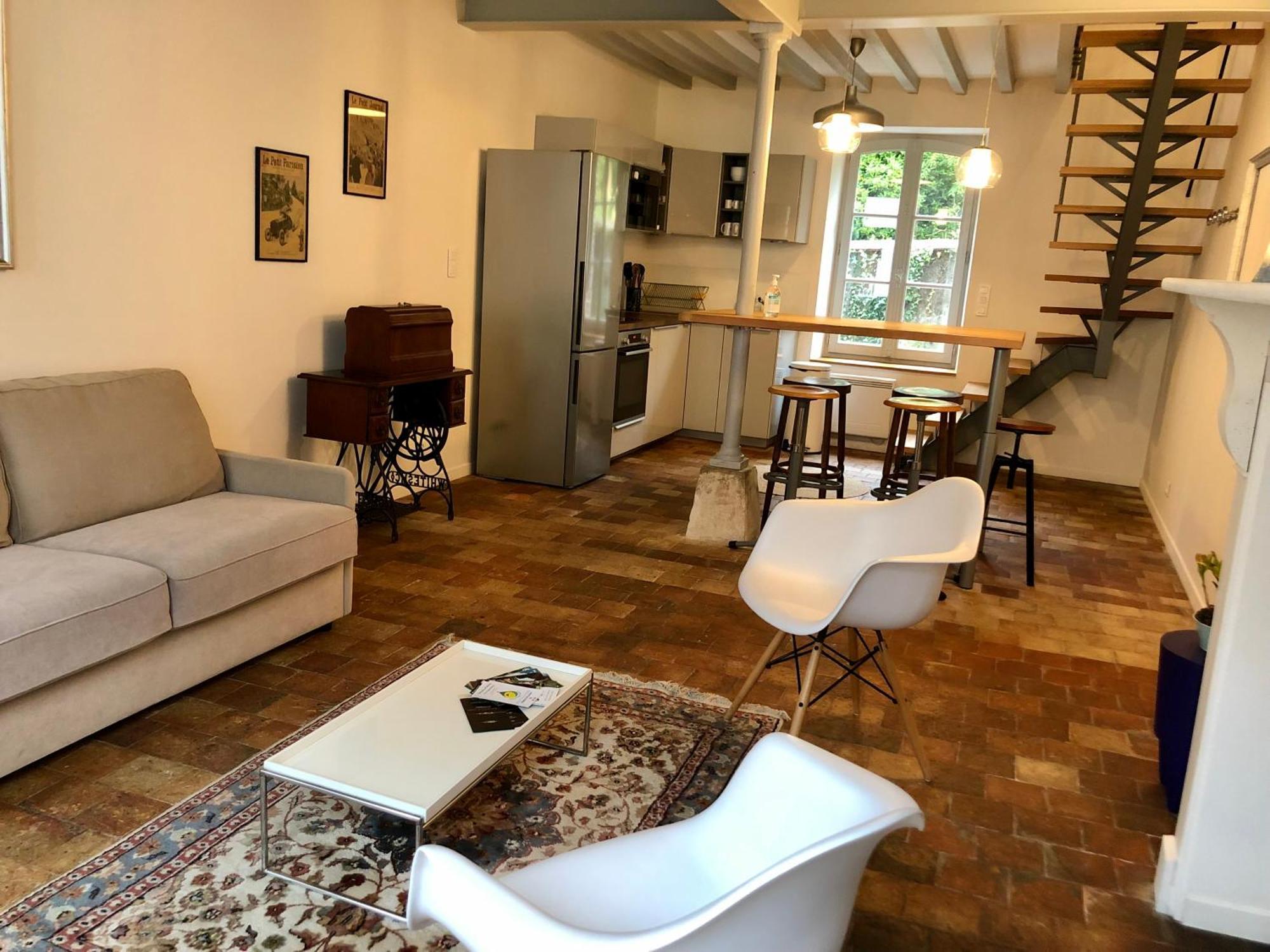 Taboo Treigny Villa Eksteriør billede